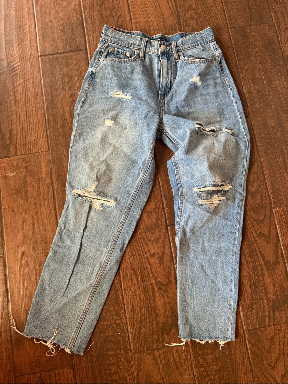 Aeropostale Light Blue Curvy Mom Jeans